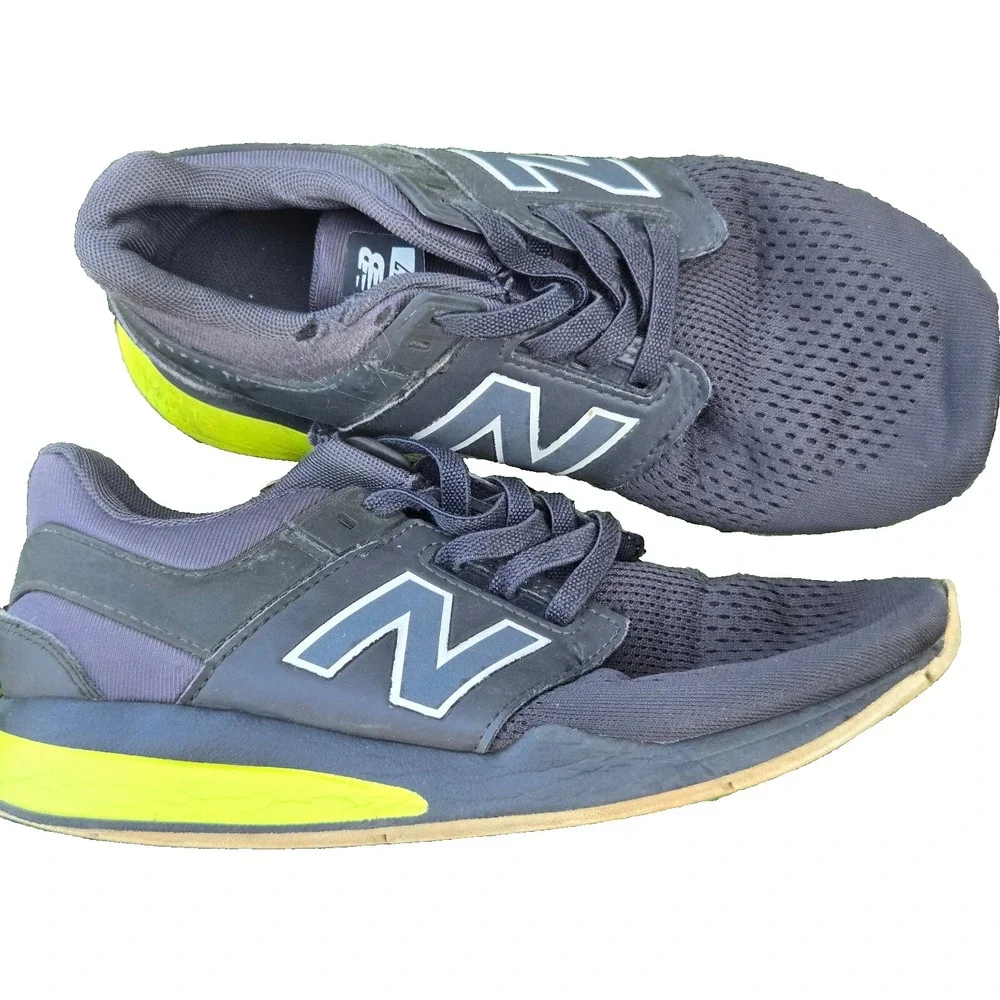 New balance 247 Big Kids size 3 shoes gray athletic running sneakers‎